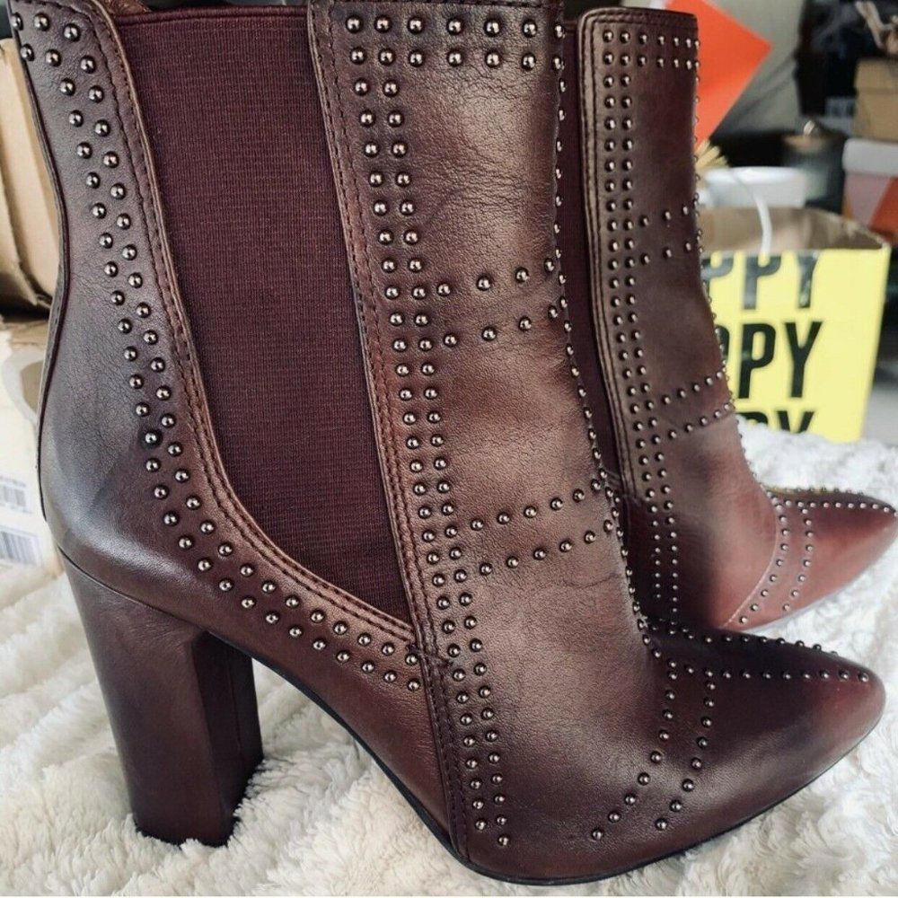 vince camuto womens vintage claret basila Burgundy Wine High Heel Booties 7